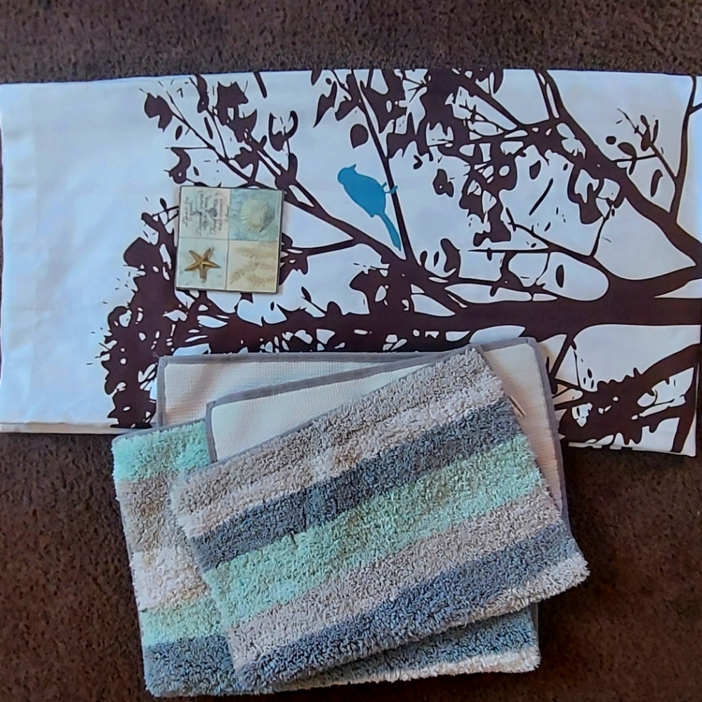 Matching bathroom set